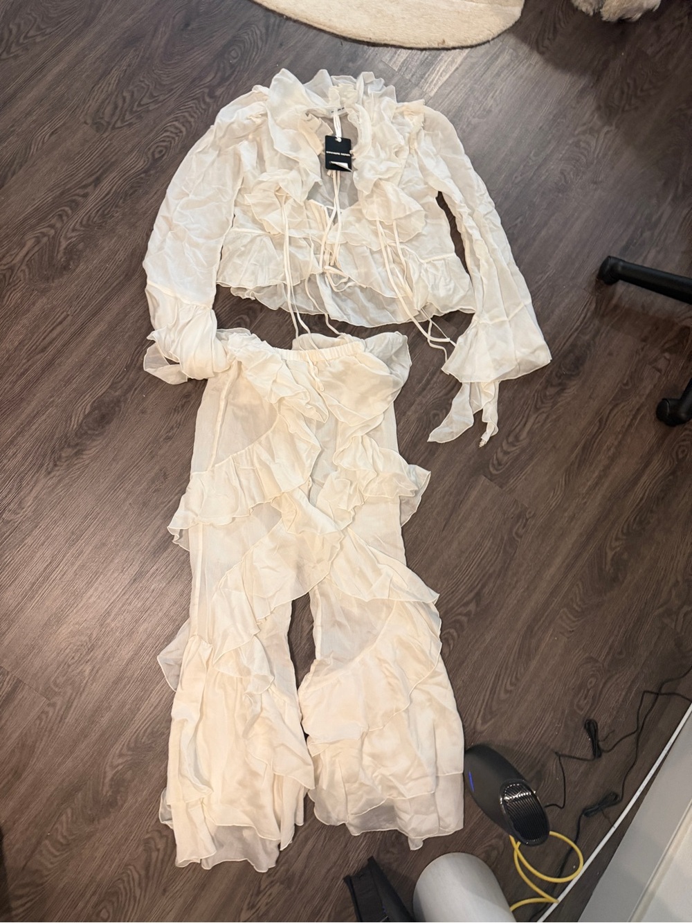 NWT Cirila Ruffle Pants Set - Picture 4 of 7